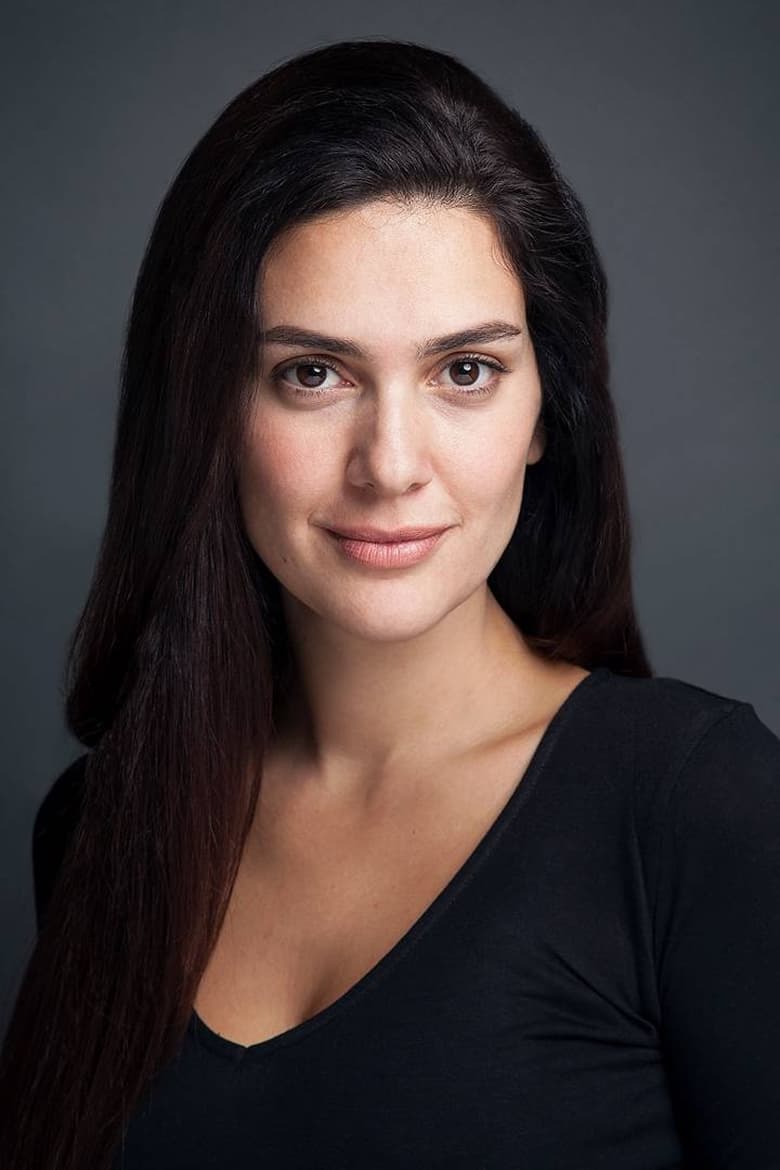 Bergüzar Korel photo 2