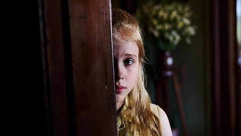 The Lost Flowers of Alice Hart S01E03 — Part 3: Lantern Bush episode still