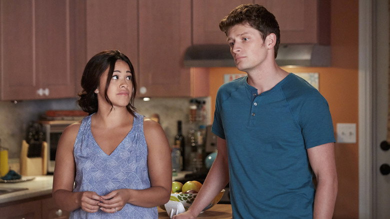 Watch Jane The Virgin Season 3