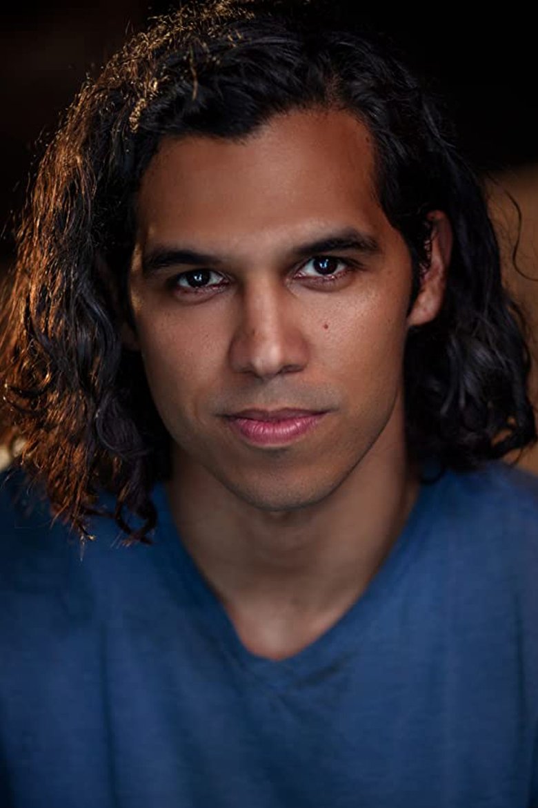 Moses Munoz portrait image