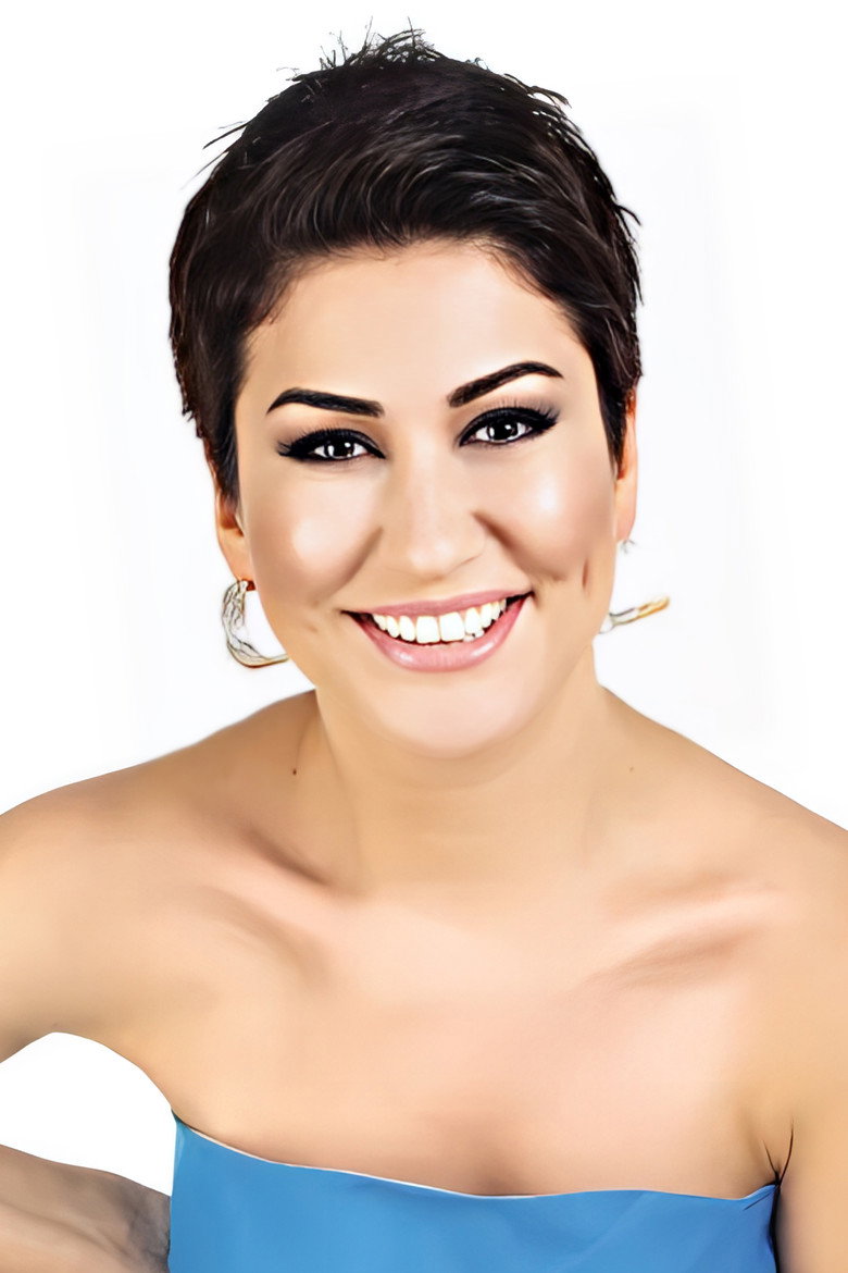 İclal Aydın photo 3