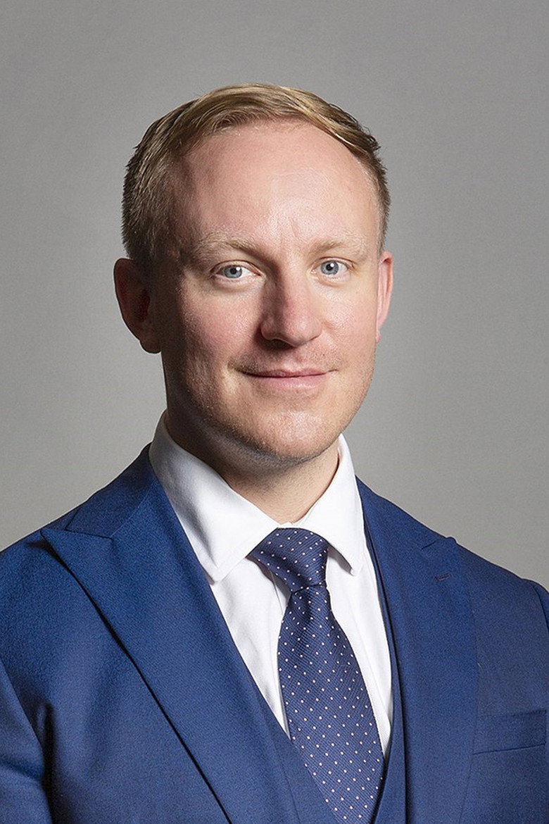 Sam Tarry portrait
