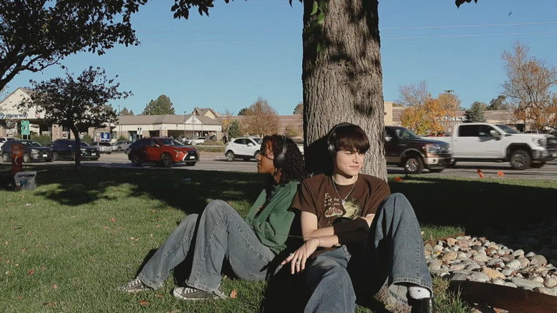 Imatge de String of Attachment