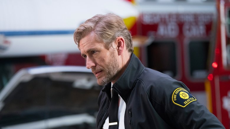19 2 Saison 2 Episode 4 Grey's Anatomy : Station 19: Saison 2 Episode 11 - Elite Series