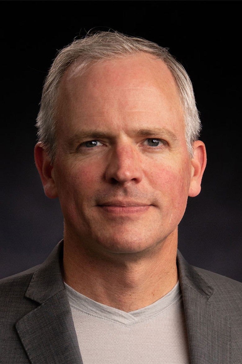 Erik Winquist portrait image