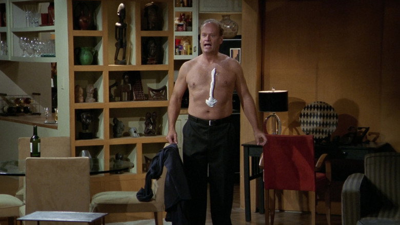 Still from Frasier - Season 11 Episode 19