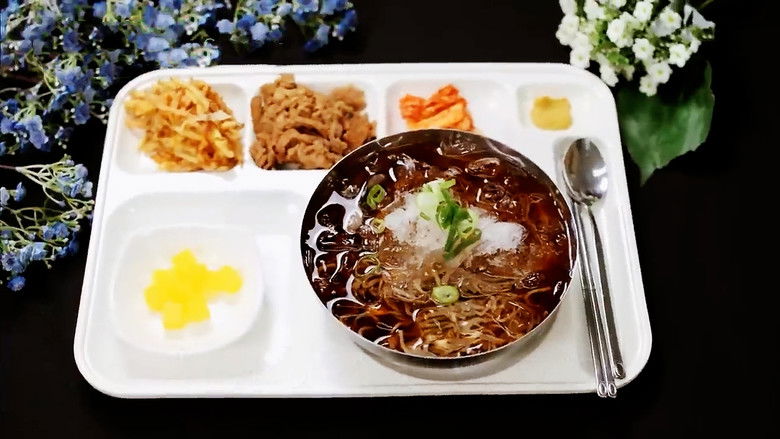 Still image for The Backpacker Chef season 1 episode 10: Chungcheong Fire Service Academy Still image for The Backpacker Chef season 1 episode 10: Chungcheong Fire Service Academy