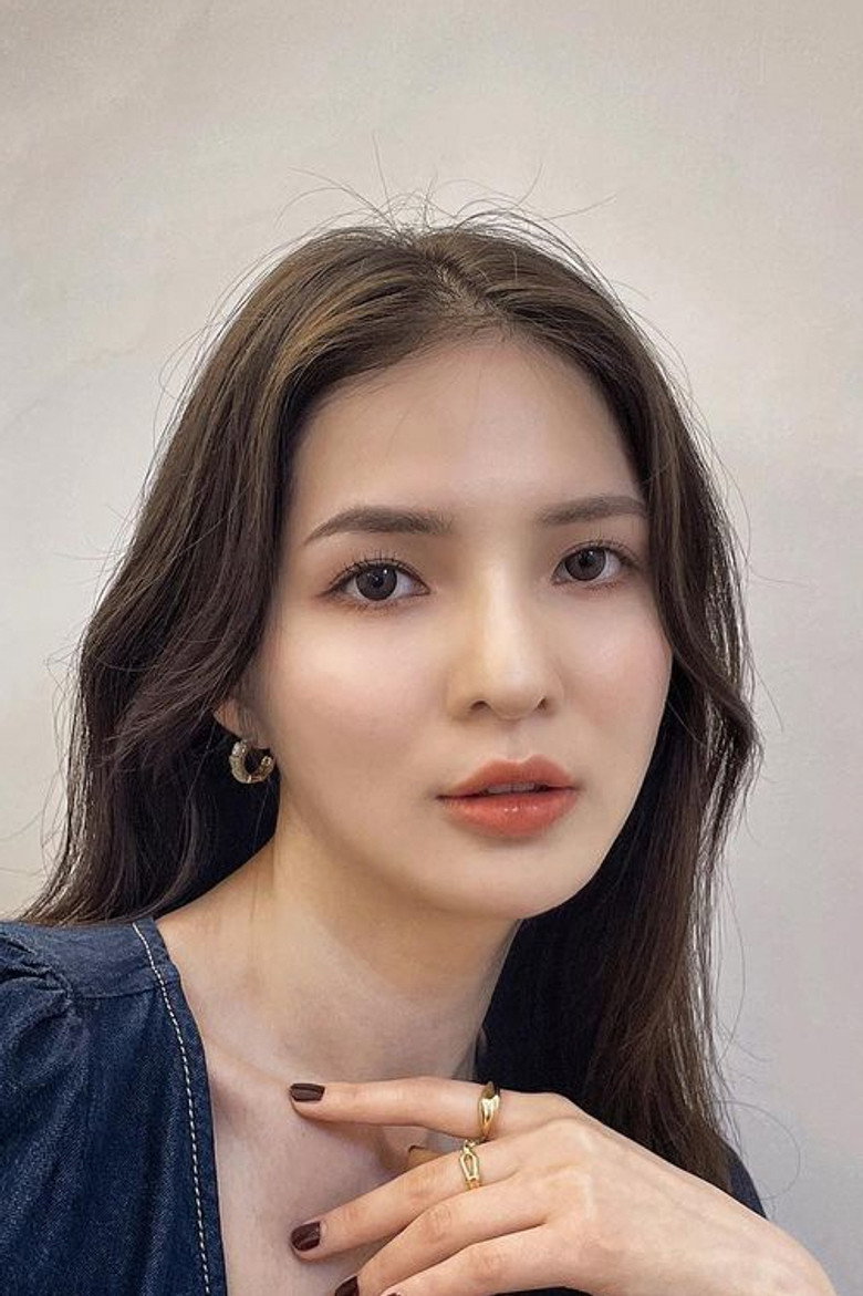 Daisy Hsu portrait