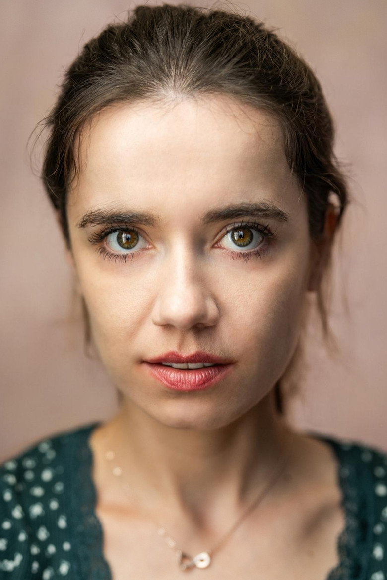Caroline Koziol photo 3