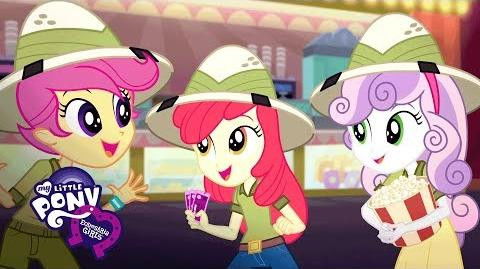 Still image for My Little Pony Equestria Girls: Summertime Shorts season 1 episode 11: The Canterlot Movie Club