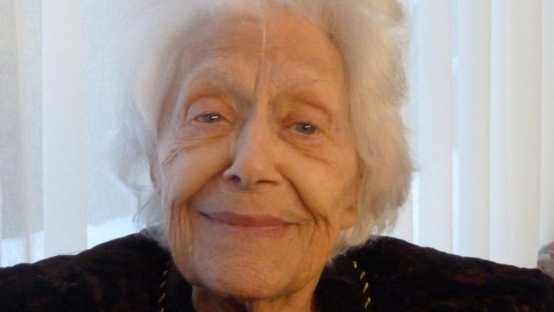 Huguette Oligny, le goût de vivre main backdrop