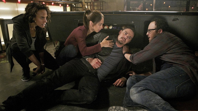 Still from Beauty and the Beast - Season 4 Episode 5