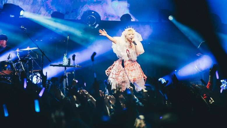 Still from ano 1st Album Release TOUR 「猫吐極楽つあー 〜何&卒よろしゅう〜」