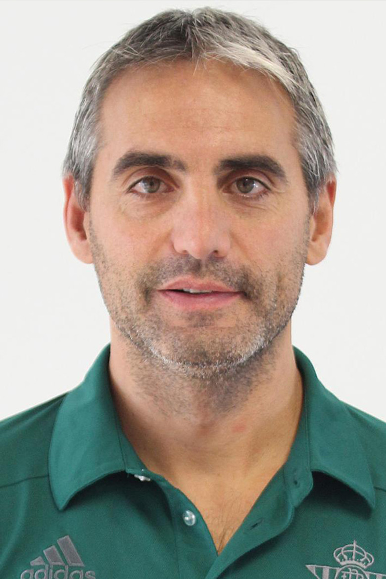Víctor Antequera portrait