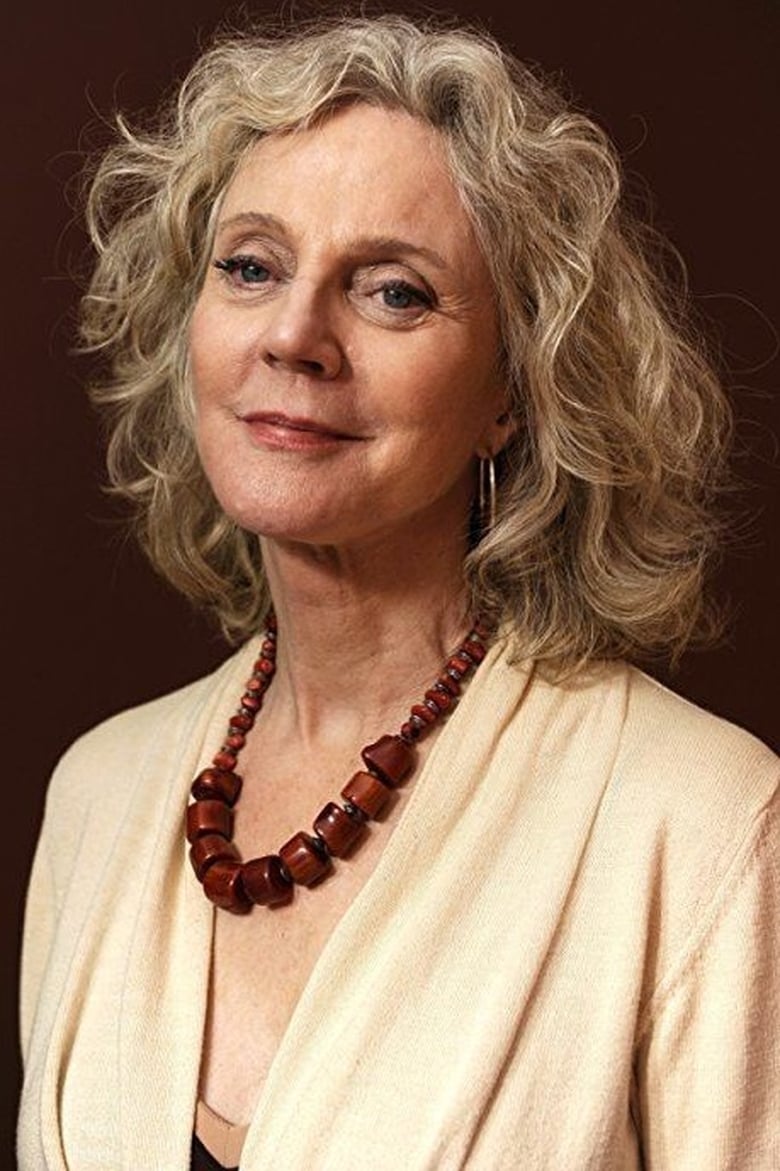 Blythe Danner headshot