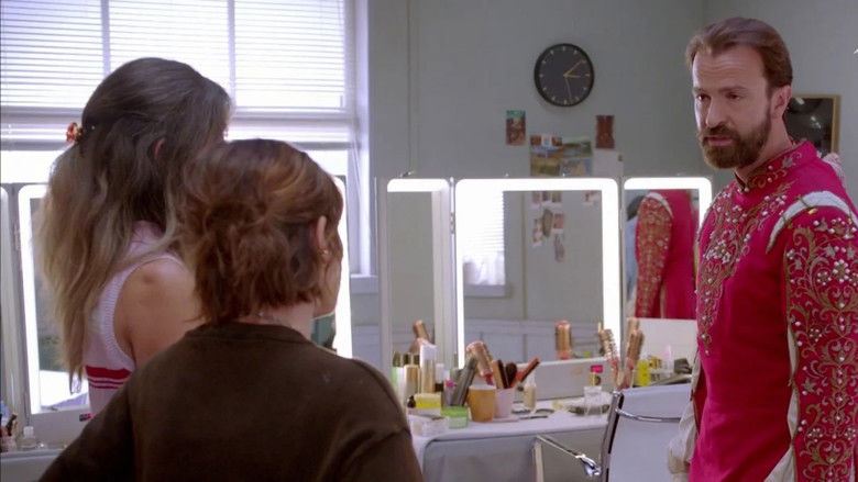 Still image for HMC : Habillage, Maquillage, Coiffure season 1 episode 44: Episode 44