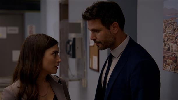 Still image for Pagidevmenoi season 1 episode 18: Episode 18 Still image for Pagidevmenoi season 1 episode 18: Episode 18