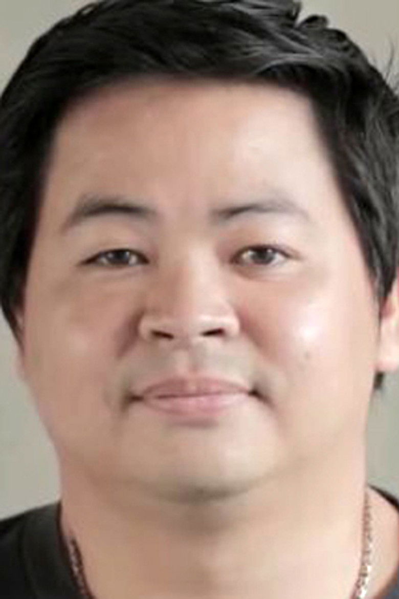 Kittipat Jinathong portrait image