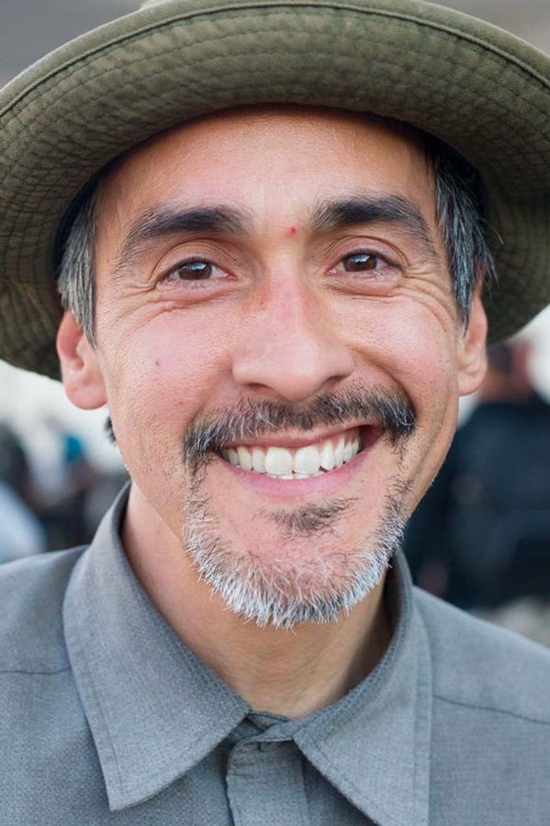 Jason Hernandez portrait image