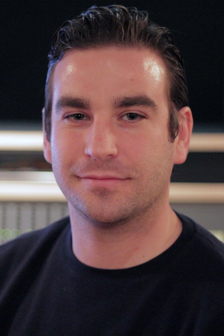 Eliott Taylor portrait image