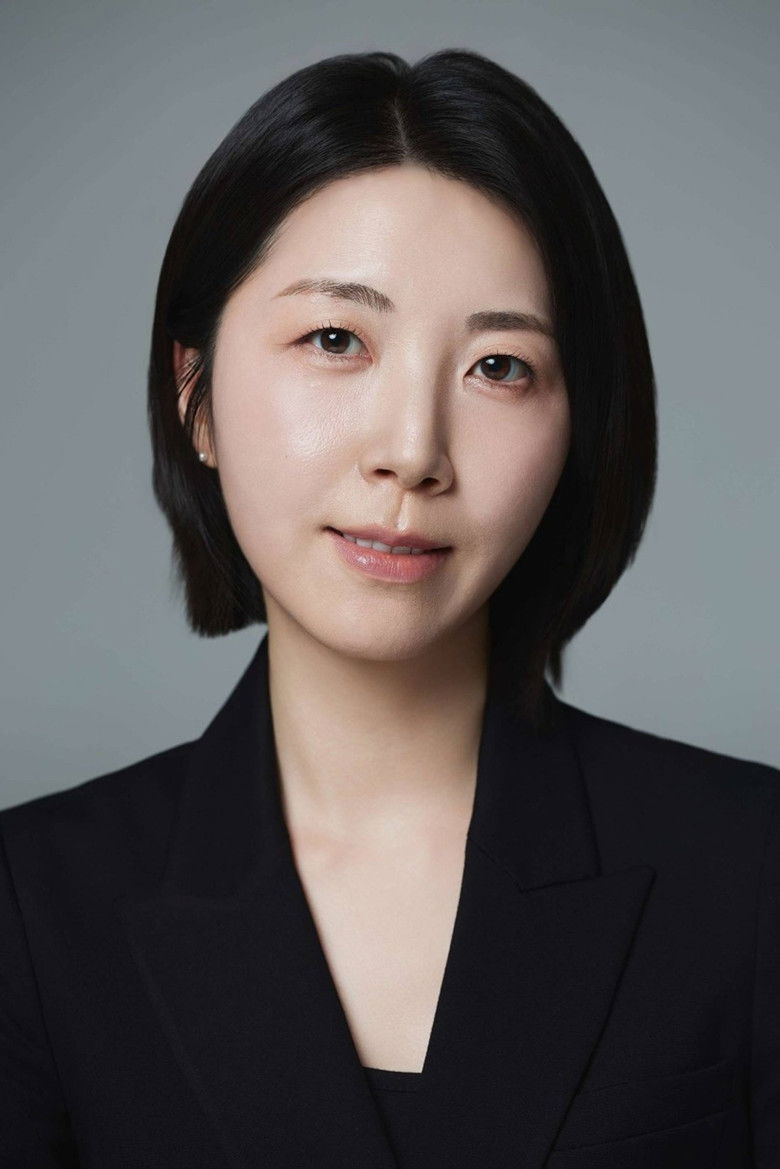 Jeong Il-Hwa portrait image