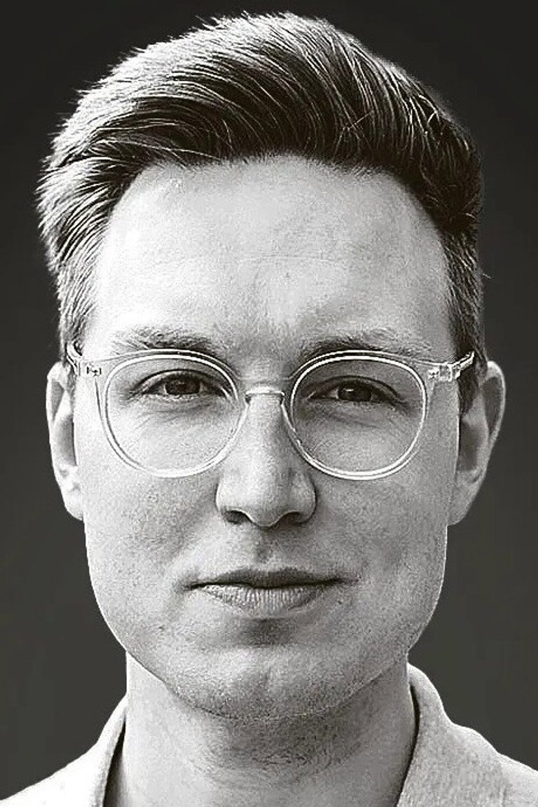 Jona van Loenen portrait