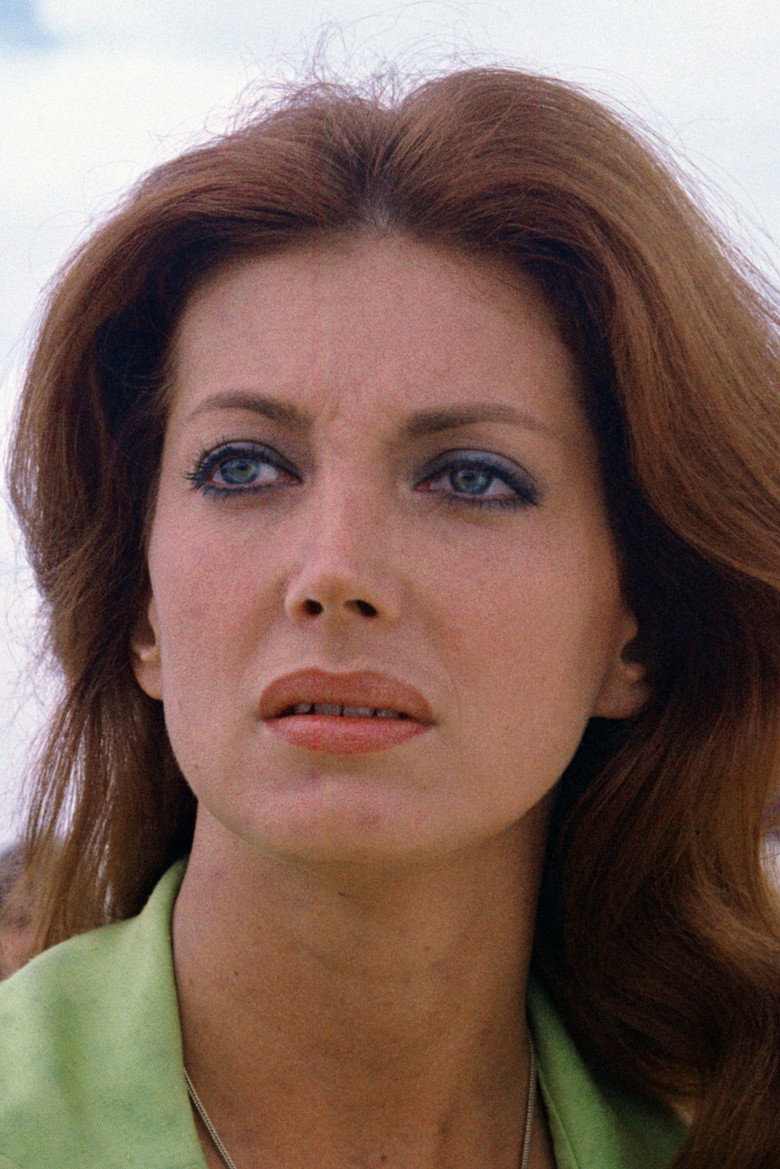 Gayle Hunnicutt photo 2