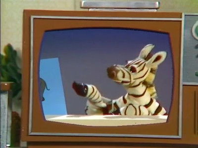 Still image for Passe-Partout season 1 episode 7: Coq ou poule Still image for Passe-Partout season 1 episode 7: Coq ou poule