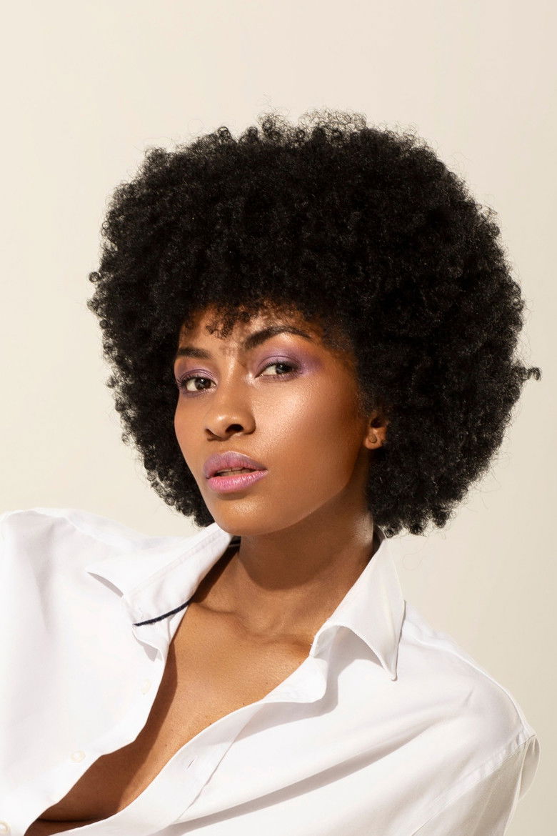 Juliana Adakoto Vyrubalík portrait image