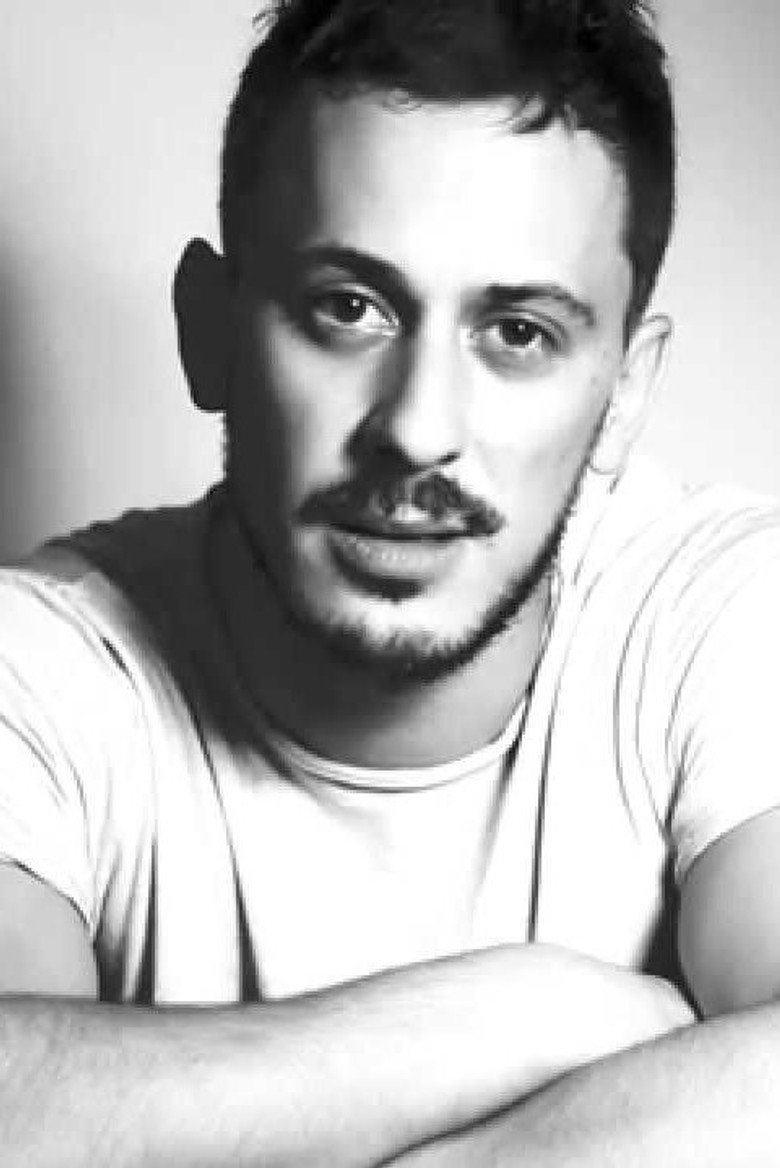 Elio González photo 3