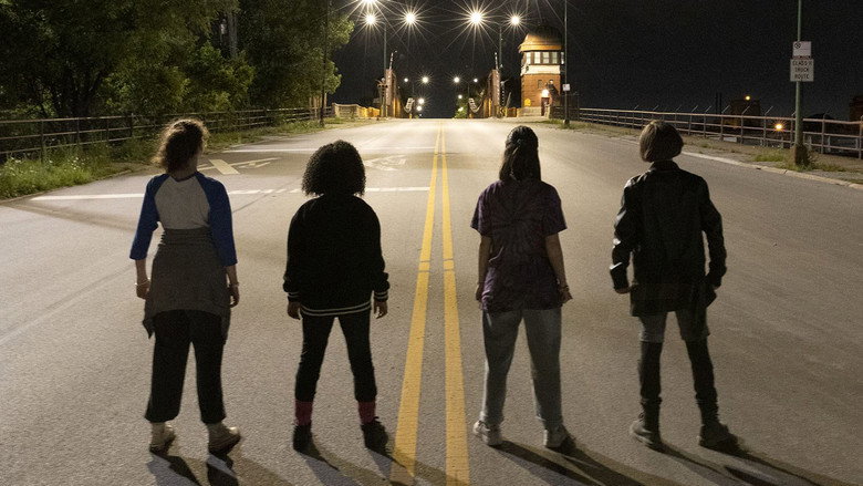 Still from Paper Girls - Season 1 Episode 5