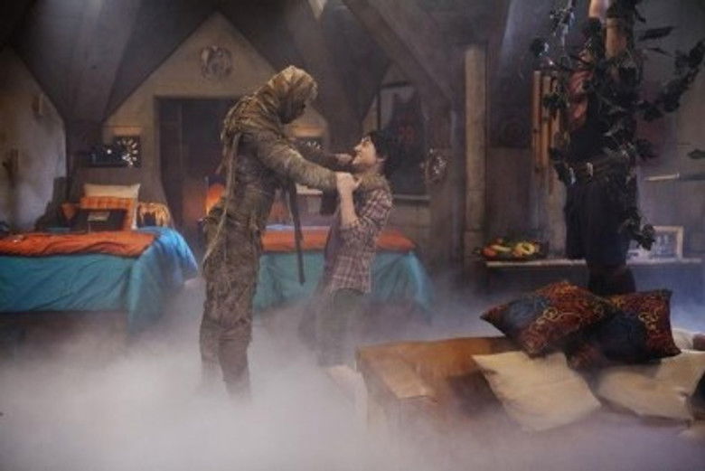 Still image for Pair of Kings season 1 episode 9: Revenge of the Mummy