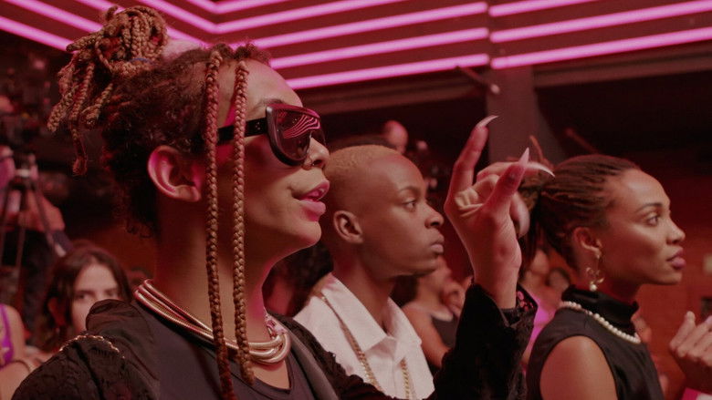 Still image for Hold That Pose For Me season 1 episode 6: Episode 6 Still image for Hold That Pose For Me season 1 episode 6: Episode 6