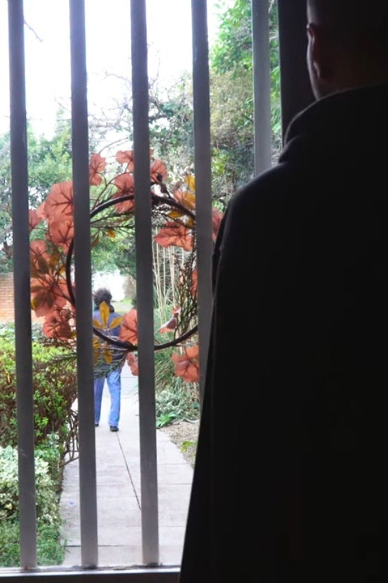 Imatge de The Bars Between Us