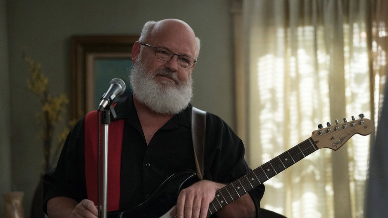 Still from Speechless - Season 3 Episode 11