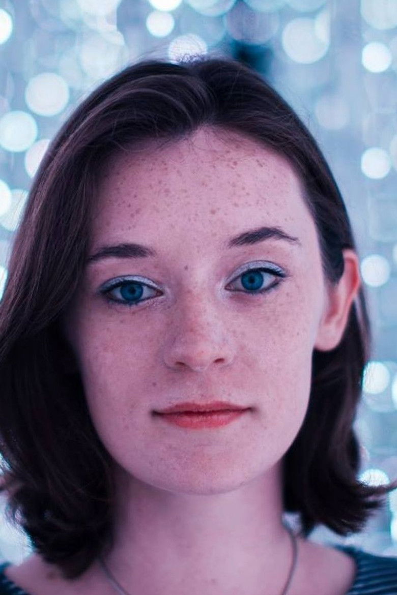 Caitlin Combe portrait image