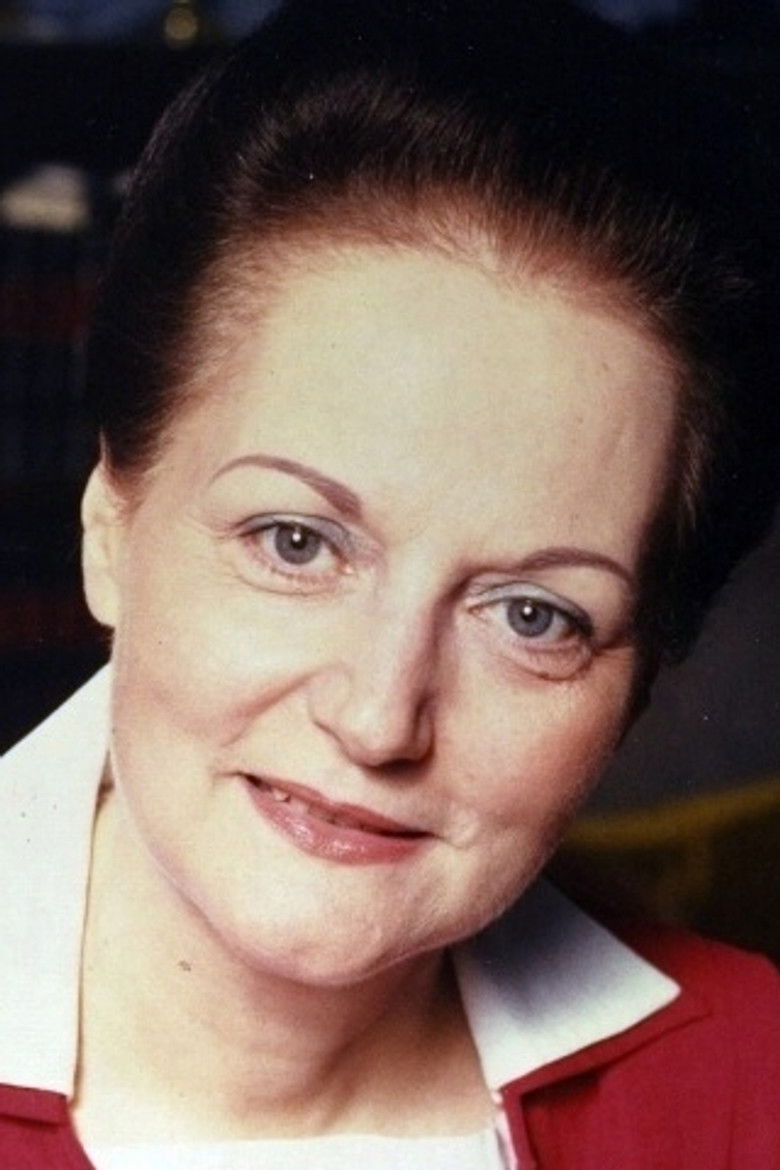 Jeanne Bourin portrait image