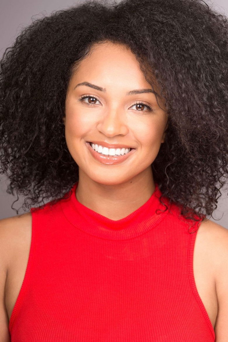 Laura Buttle portrait image