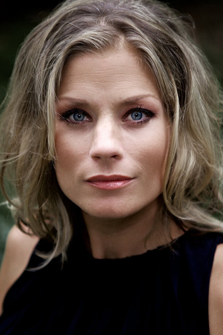 Esther Pierweijer portrait