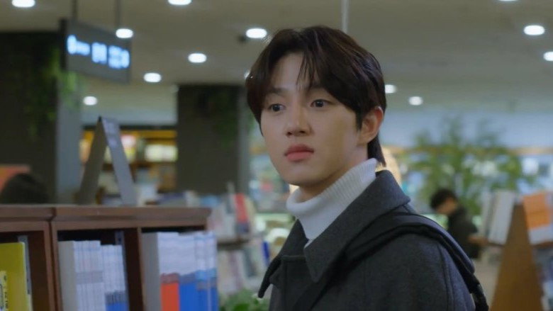 Still from High School Return of a Gangster - Season 1 Episode 1