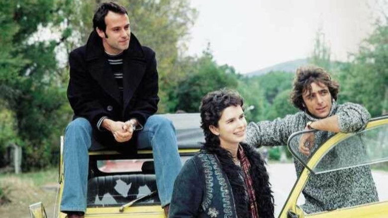 Image d'arrière-plan 2 du film Vers la révolution en 2CV