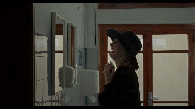 Image d'arrière-plan 2 du film The Tragic case of Mrs. Didalphidae