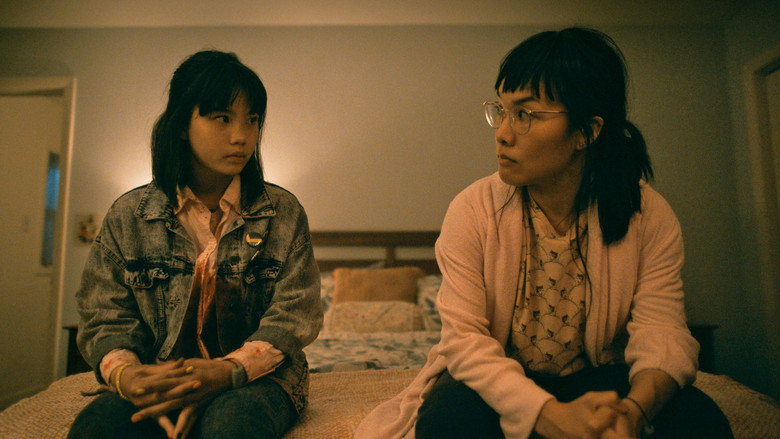 Still from Paper Girls - Season 1 Episode 2