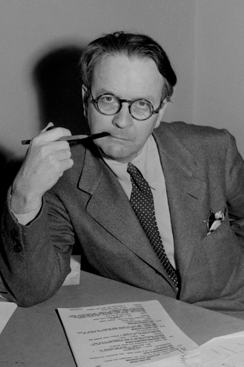 Raymond Chandler photo 2