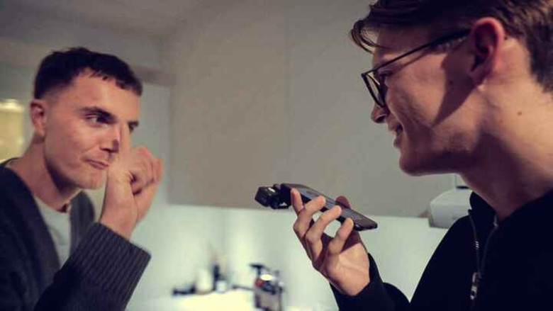 Still from Are we not dating?