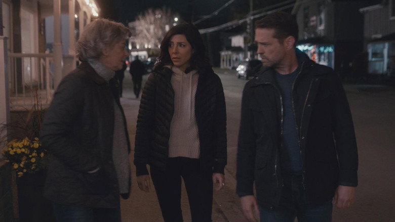 Still from Private Eyes - Season 5 Episode 6