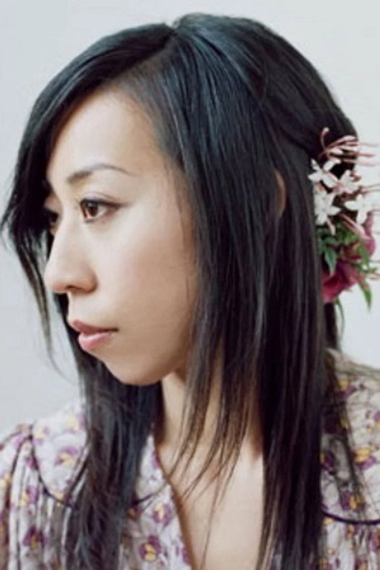 Maika Shiratori portrait