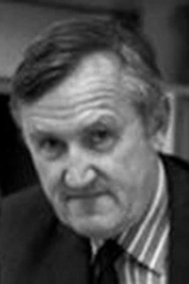 Innes Lloyd portrait image