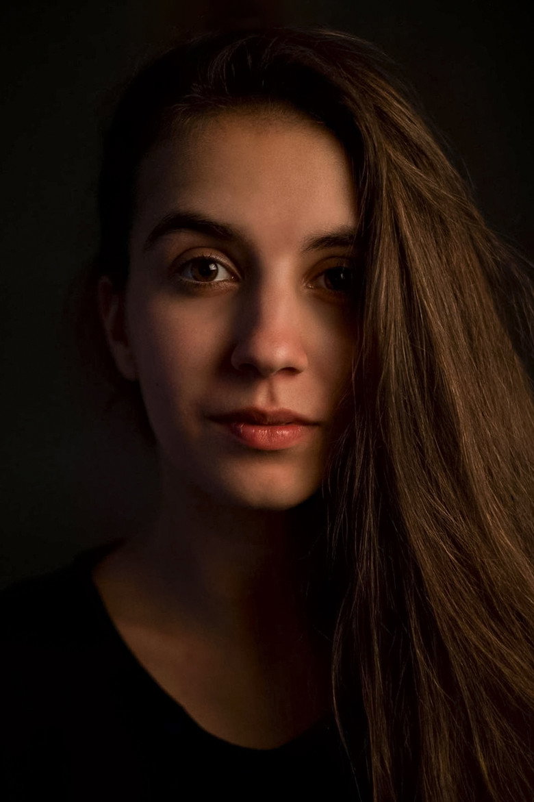 Sára Stoulilová portrait