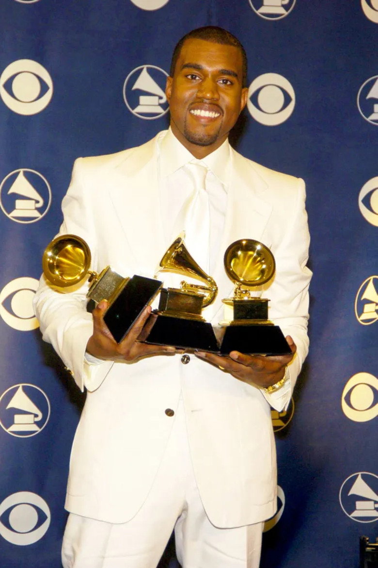 Ye photo 7